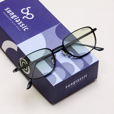 Regal Black Green Gradient Oval Sunglasses